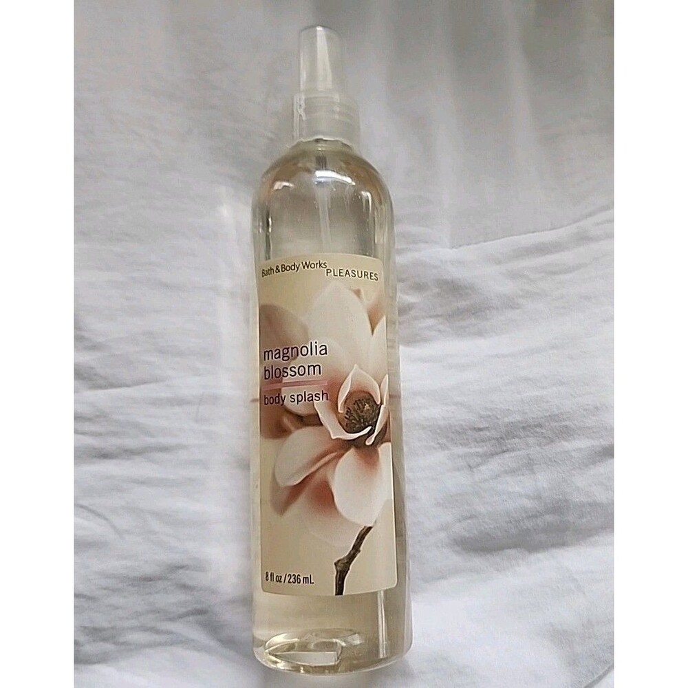 Bath Body Works Pleasures 8oz Magnolia Blossom Body Splash Original Formula 90%